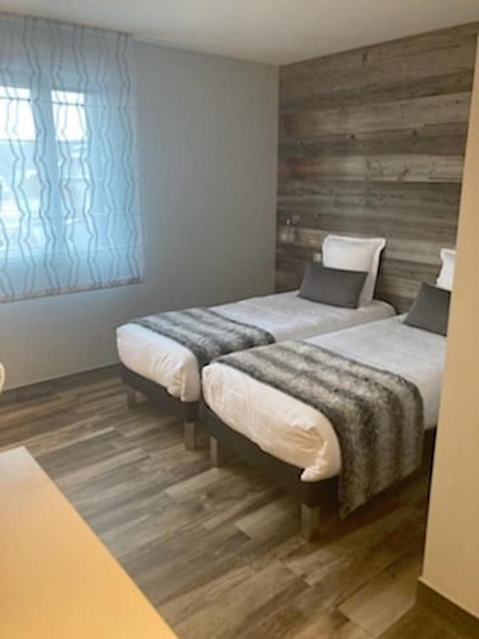 Hotel Le Paradis Des Loups Giromagny Екстериор снимка